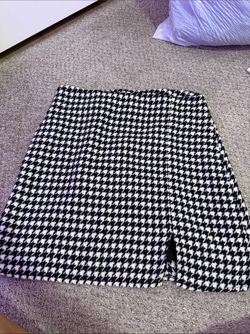 Old Navy Black & White Skirt